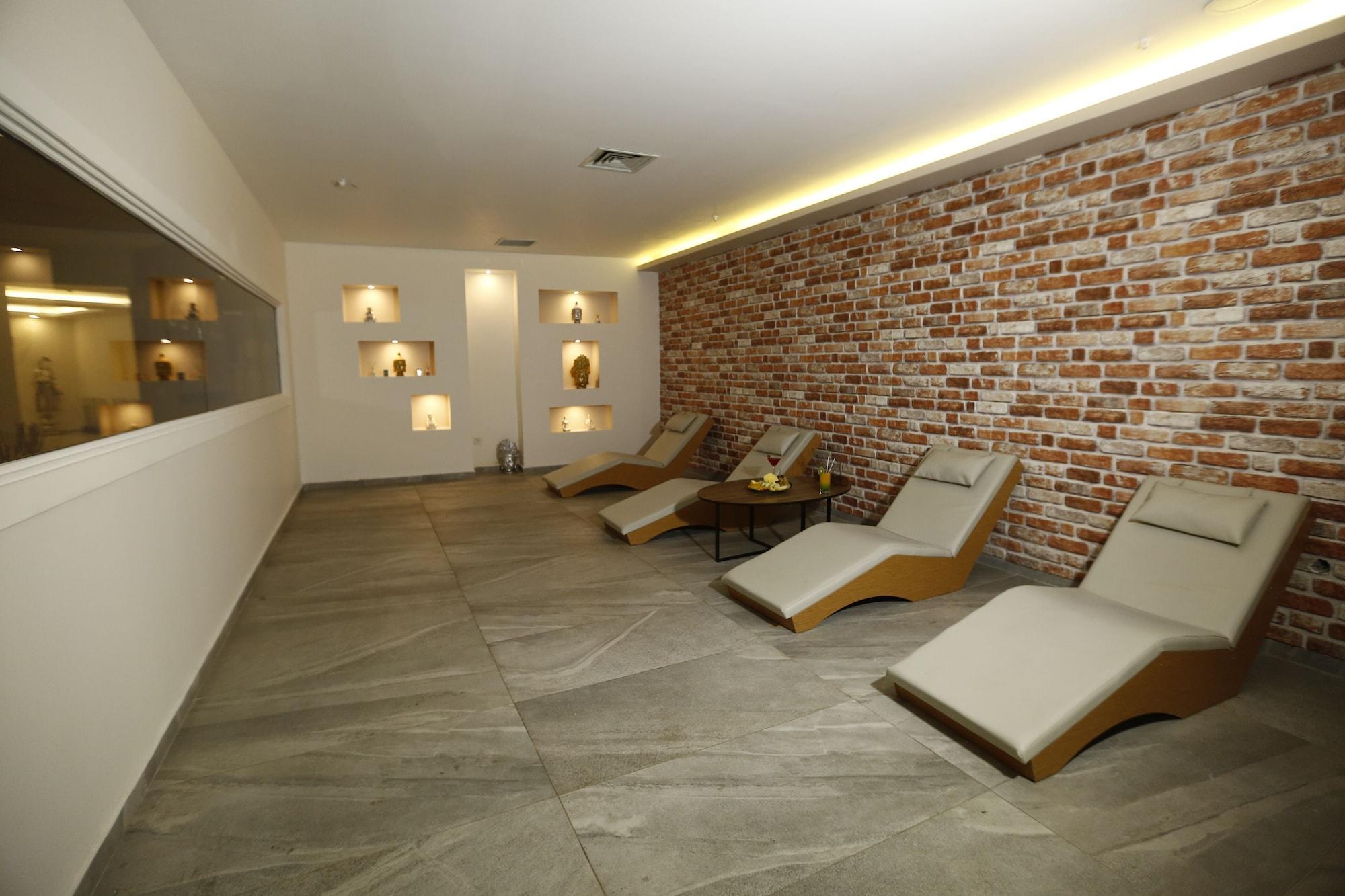 Noax Hotel Mersin  Exterior photo